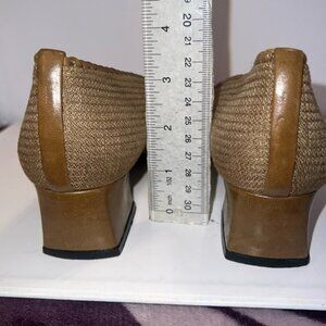 Stuart Weitzman Razmary Topolino Herrin Size  Used